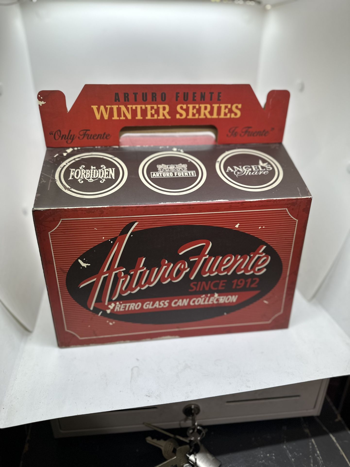 Arturo fuente Retro Glass Can Collection: The Winter Series