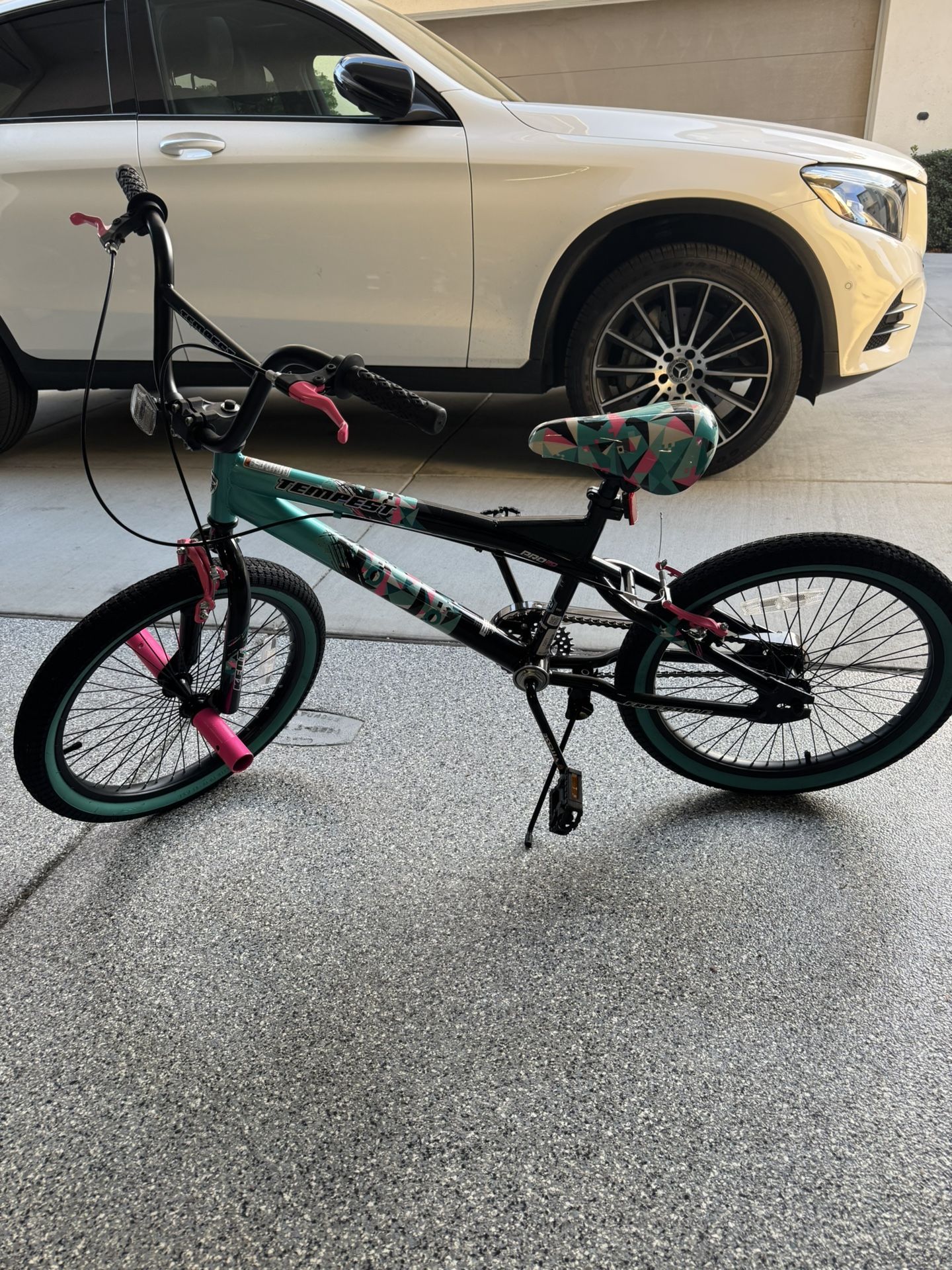 Girl’s 20” Kent Tempest Bike