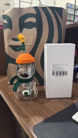 Starbucks x Peanuts Snoopy Glass Cold Cup 🎃🐶