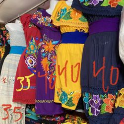Ropa Mexicana Bordada Embroidered Mexican Dress 