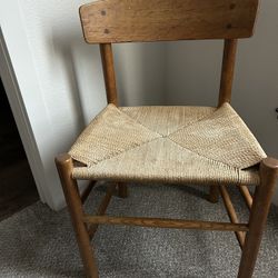 Cute antique chair, Cash Only