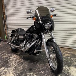 2007 Street Bob Dyna Fresh Paint Job 