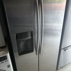 Samsung Stainless Steel Refrigerator 