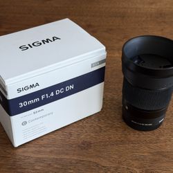 Sigma 30mm f1.4 Contemporary DC DN Lens for E-mount