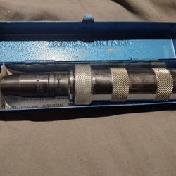 Impact Driver 2500 in Metal Case With 4 Bits