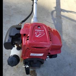 Honda Weedeater 4 Cycle Like New Slightly Used Works Great 