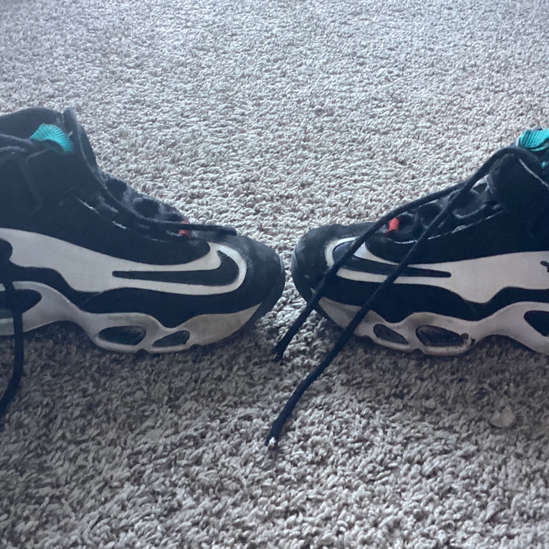 Ken Griffey’s Size 4