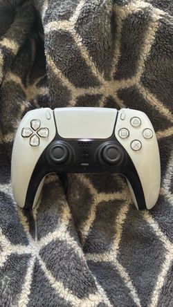 PlayStation 5 DualSense Wireless Controller