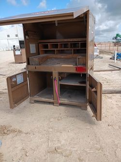 Knaack job site box