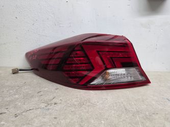 Left tail light hyundai elantra 2019 2020