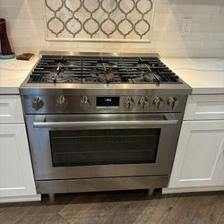 Bosch 36’ Free Standing Gas Range 