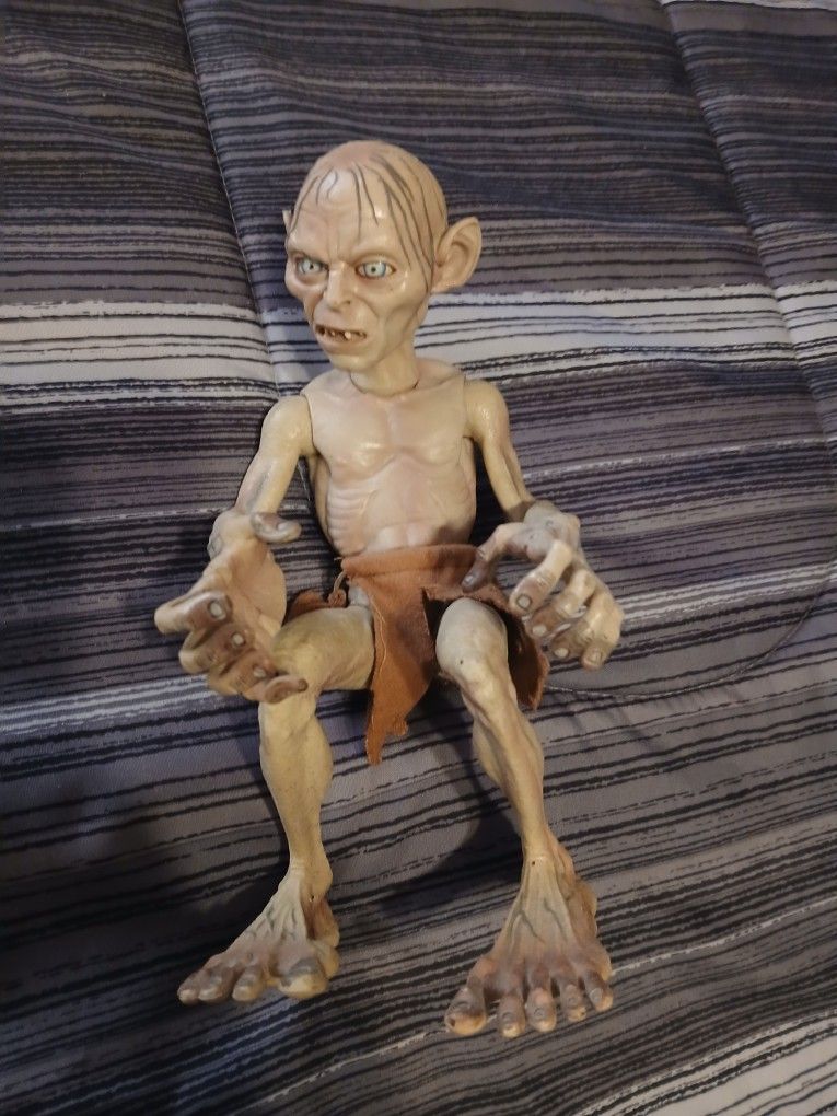 Lord of The Rings (Gollum) Collectible