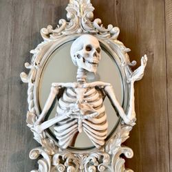 CHRISTIAN SIRIANO DESIGNER SKELETON ORNATE 3D Mirror W/glass Candle Tealight Holder. VIRAL SOLD OUT! RARE* NEW In BOX! Halloween