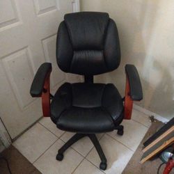 Black Leather Office Chair 