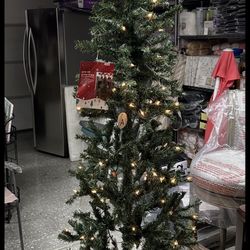 Christmas Tree 6.5 Ft Tall  Pre-Lit 