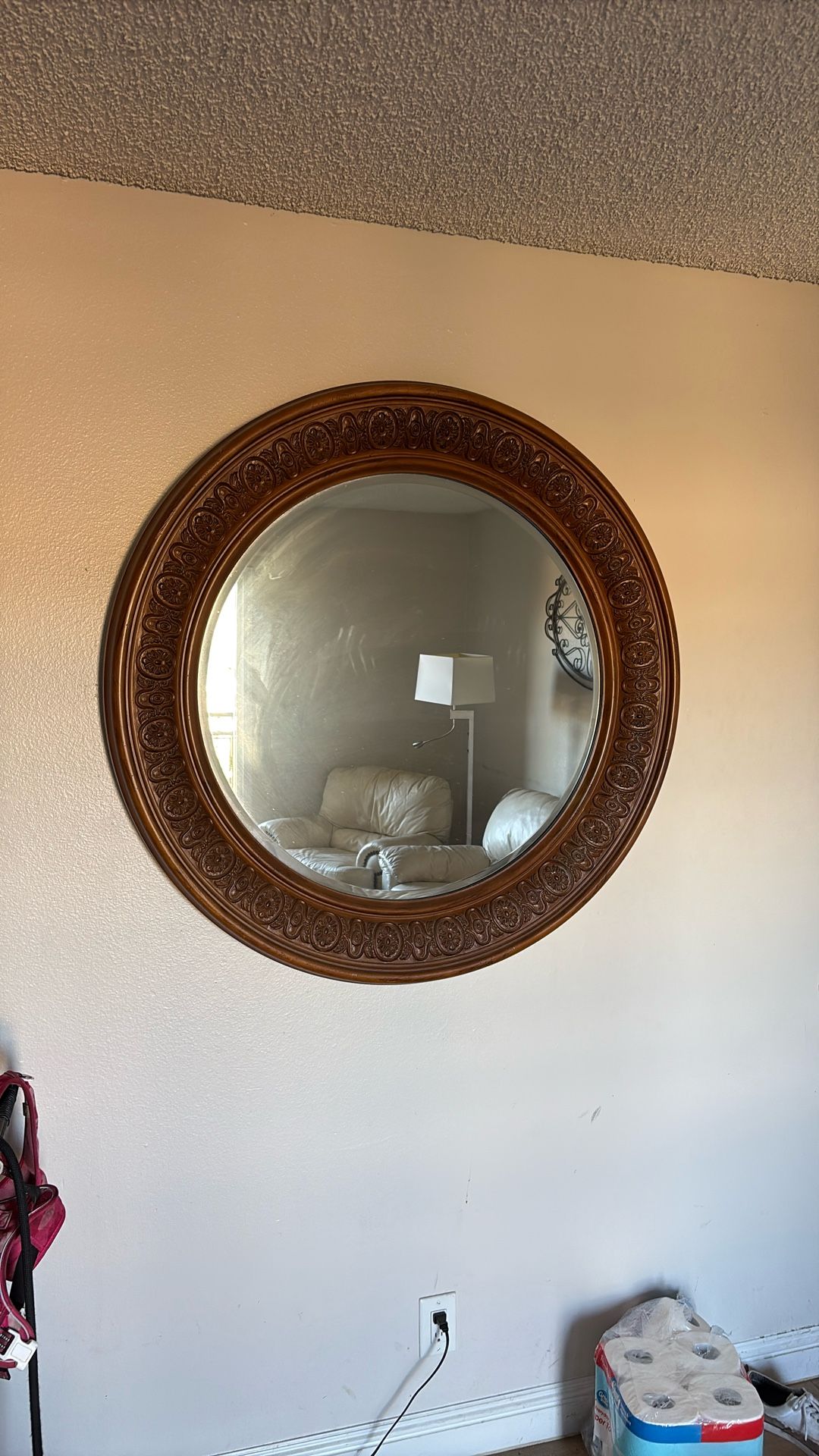 Wall mirror