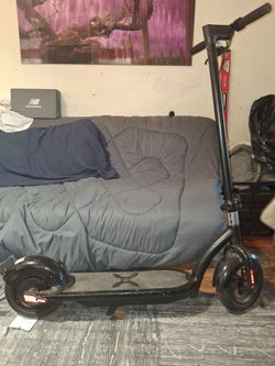 Electronic scooter with charger