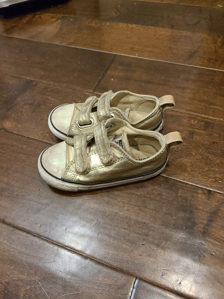 Converse Gold Toddler Size 8