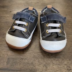 See Kai Run Stevie First Walker Shoes Size 4