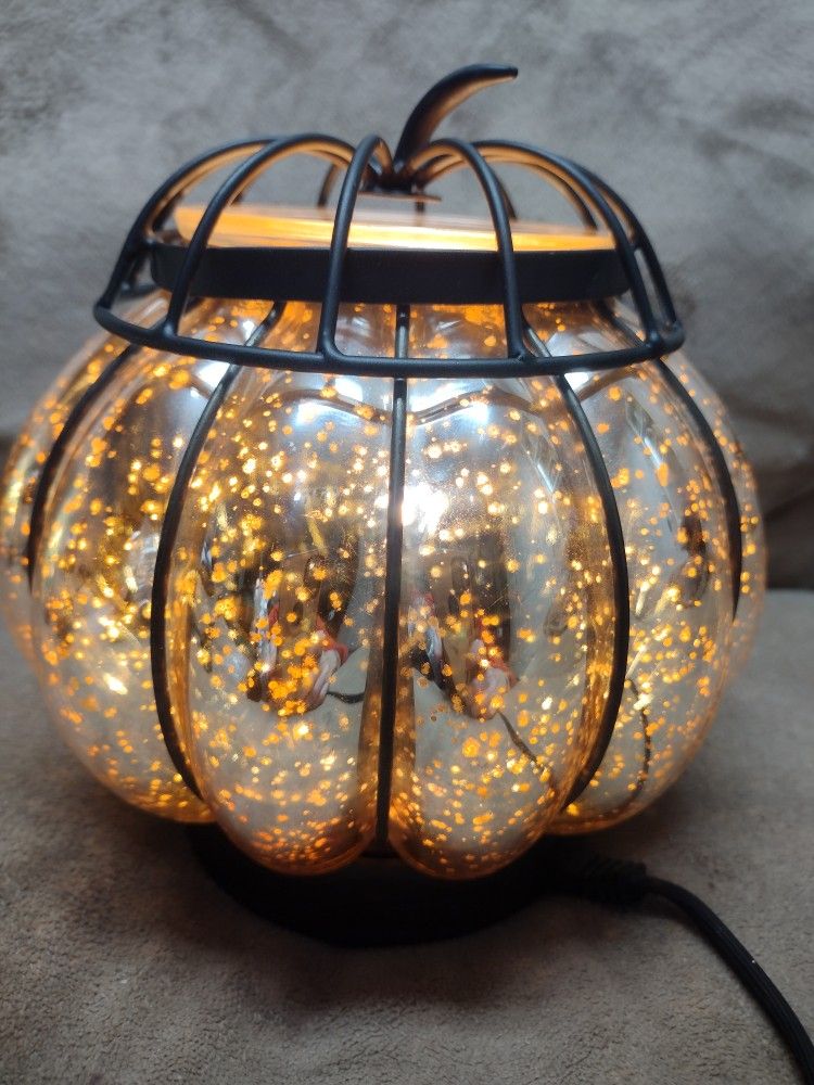 Scentsy ENCHANTED PUMPKIN Warmer ~ Fall Harvest Collection ~ Glass Pumpkin