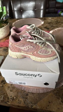 Saucony shoes kids