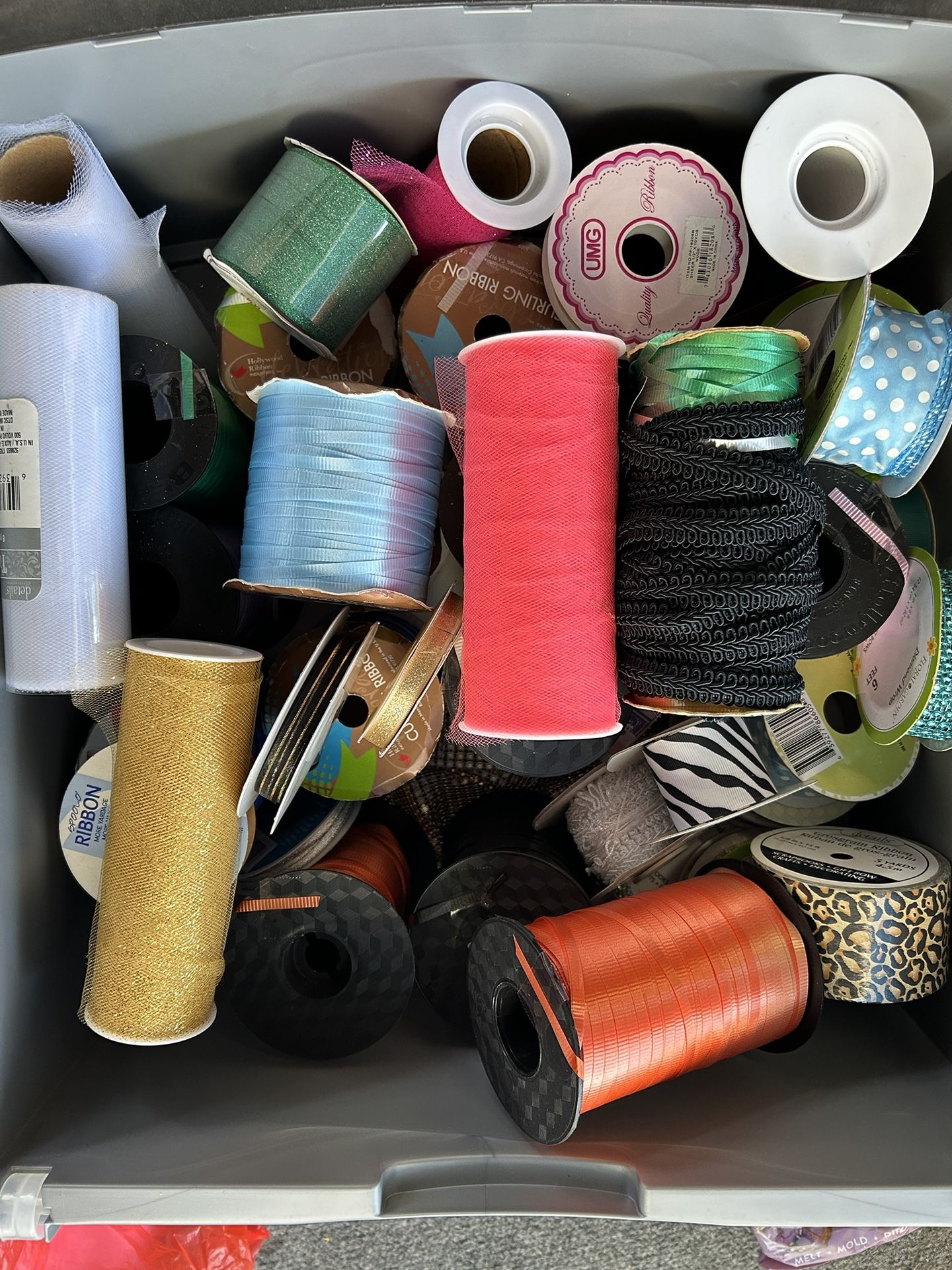 Ribbon / Curling Ribbon / Tulle