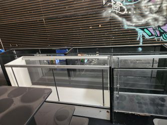 slatwall panels (grooved display walls)