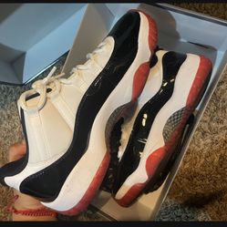Air Jordan 11 Low