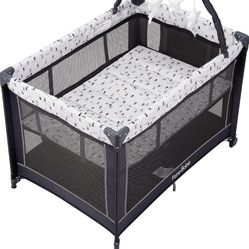 Bassinet And Play yard 