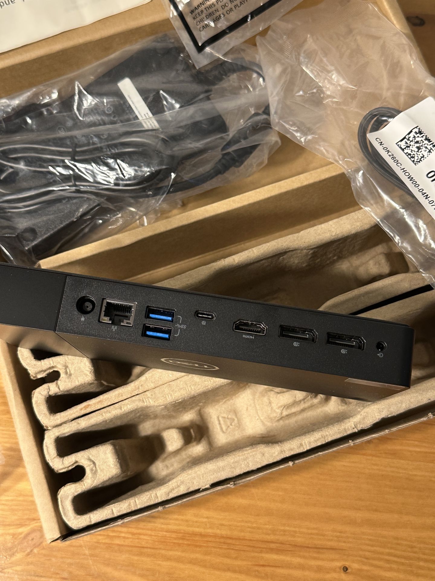 Dell Dock WD19