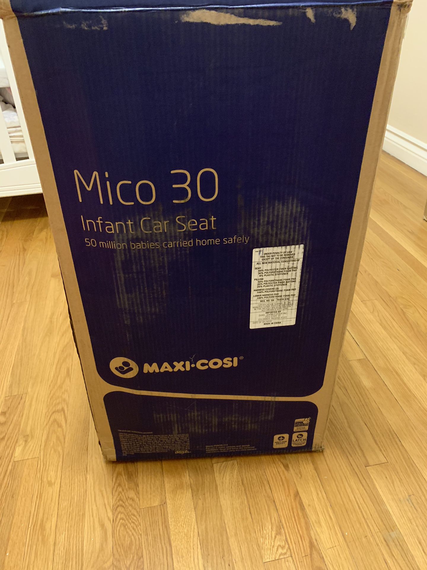 Maxi Cosi Mico 30 infant car seat (New in box!)