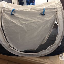 Little kid pop up tent