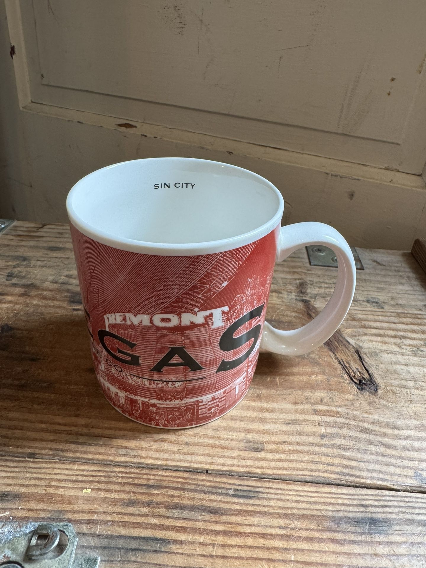 Starbucks 2002 Las Vegas Skyline Series Mug