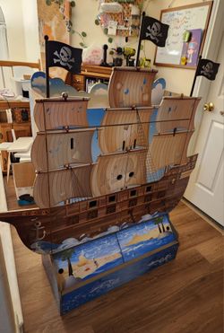 Pirate Ship Playset