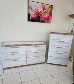 Dresser And Chest - Cómoda Y Gavetero