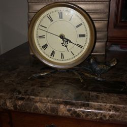 Battery operated Table Clock
