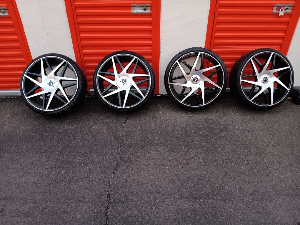22' Chrome Wheels With Tires for $1200
