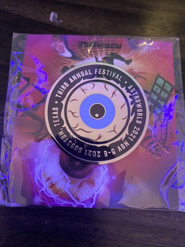Travis Scott Astroworld Eye Pin