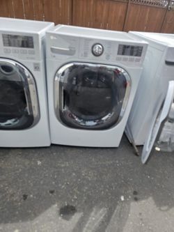 LG Front Load Washer and Dryer Set