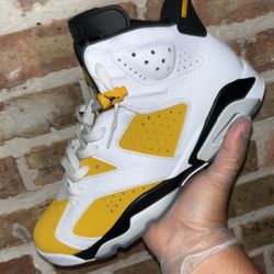 Jordan 6 Yellow Size 10 