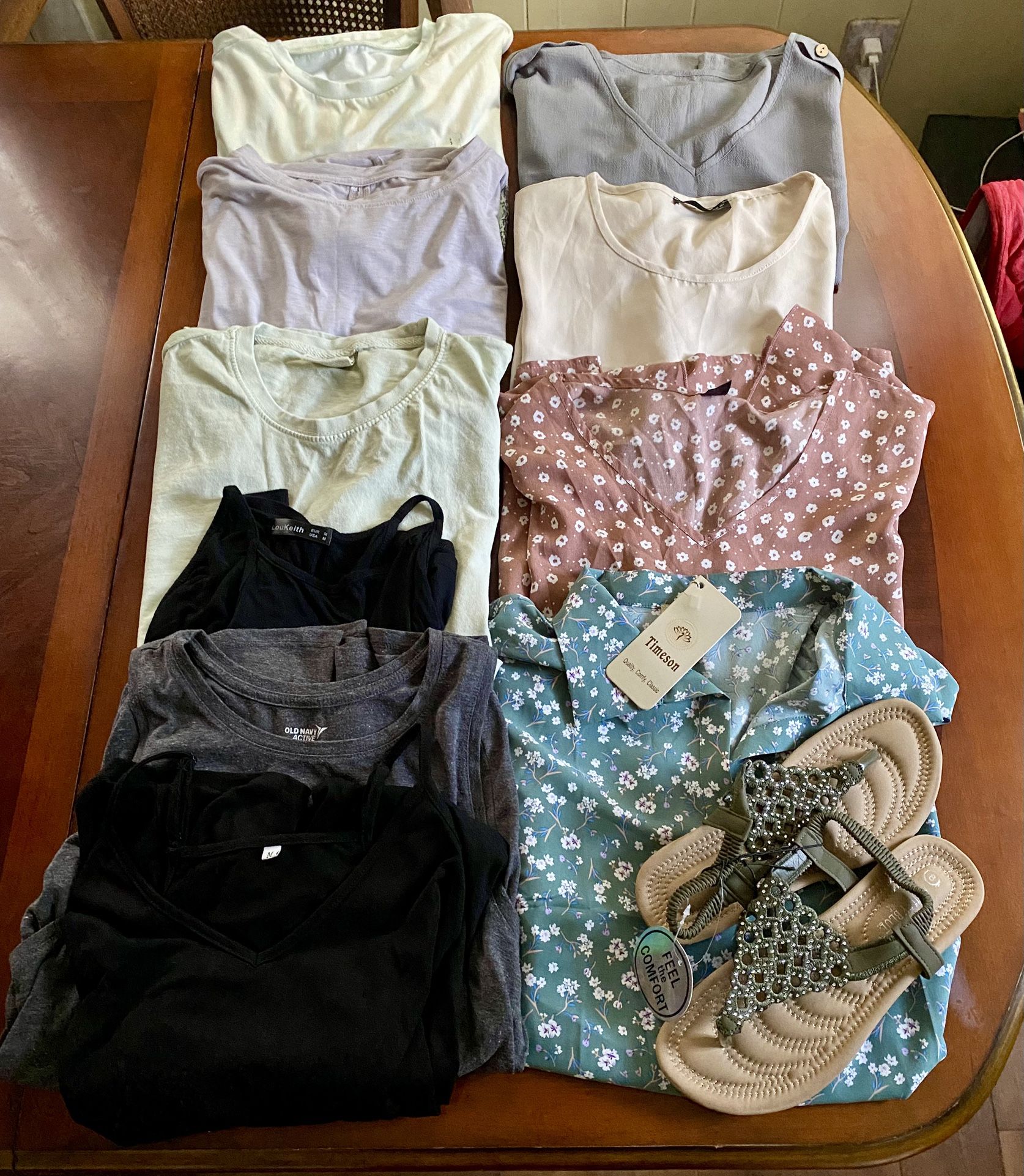 Women’s Size 8/10 Summer Shirts & Sandals