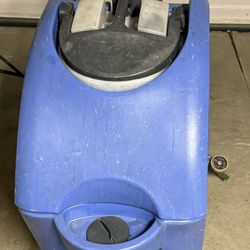NACE CARE AUTOMATIC FLOOR SCRUBBER