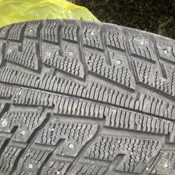 P235/50 R18 Studded Snow Tires