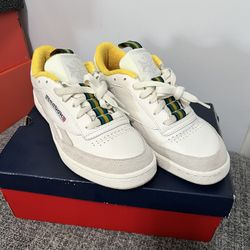 Reebok shoes Size 8.5