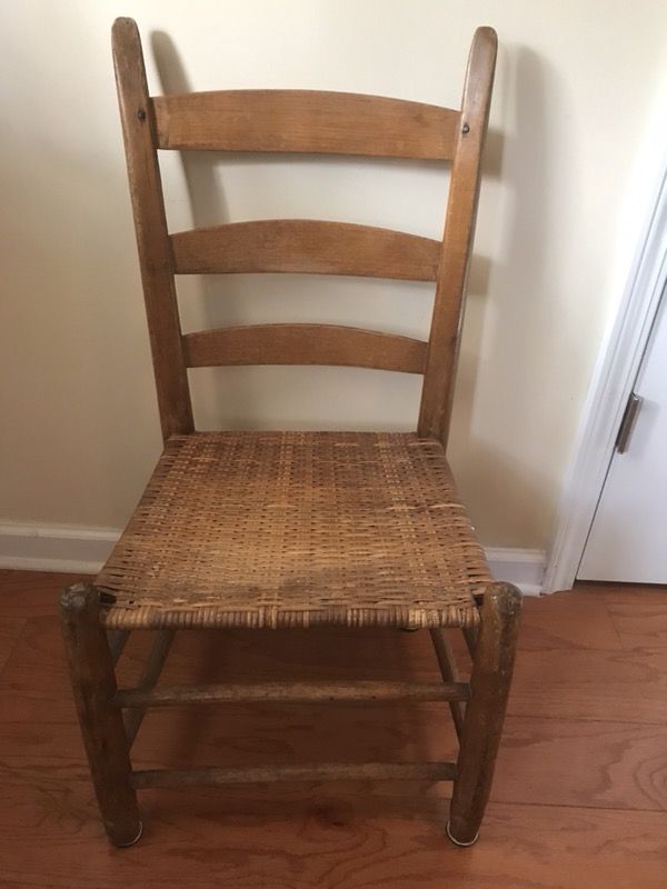 Vintage Wicker small side chair