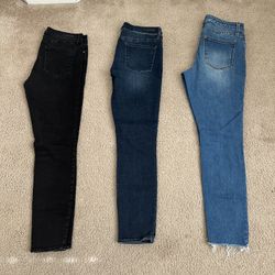 Bundle of jeans Size 9/10 $25 For All 