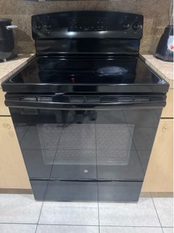 Black Smooth Top Stove