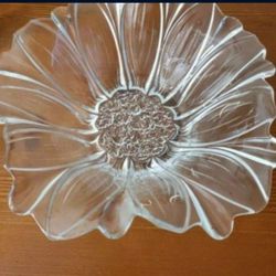 Indiana Glass Lily Pons Sunflower Bowl Clear Etched 13 inches