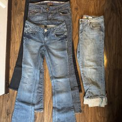 4 Pairs Of Jeans For $20 Size 7