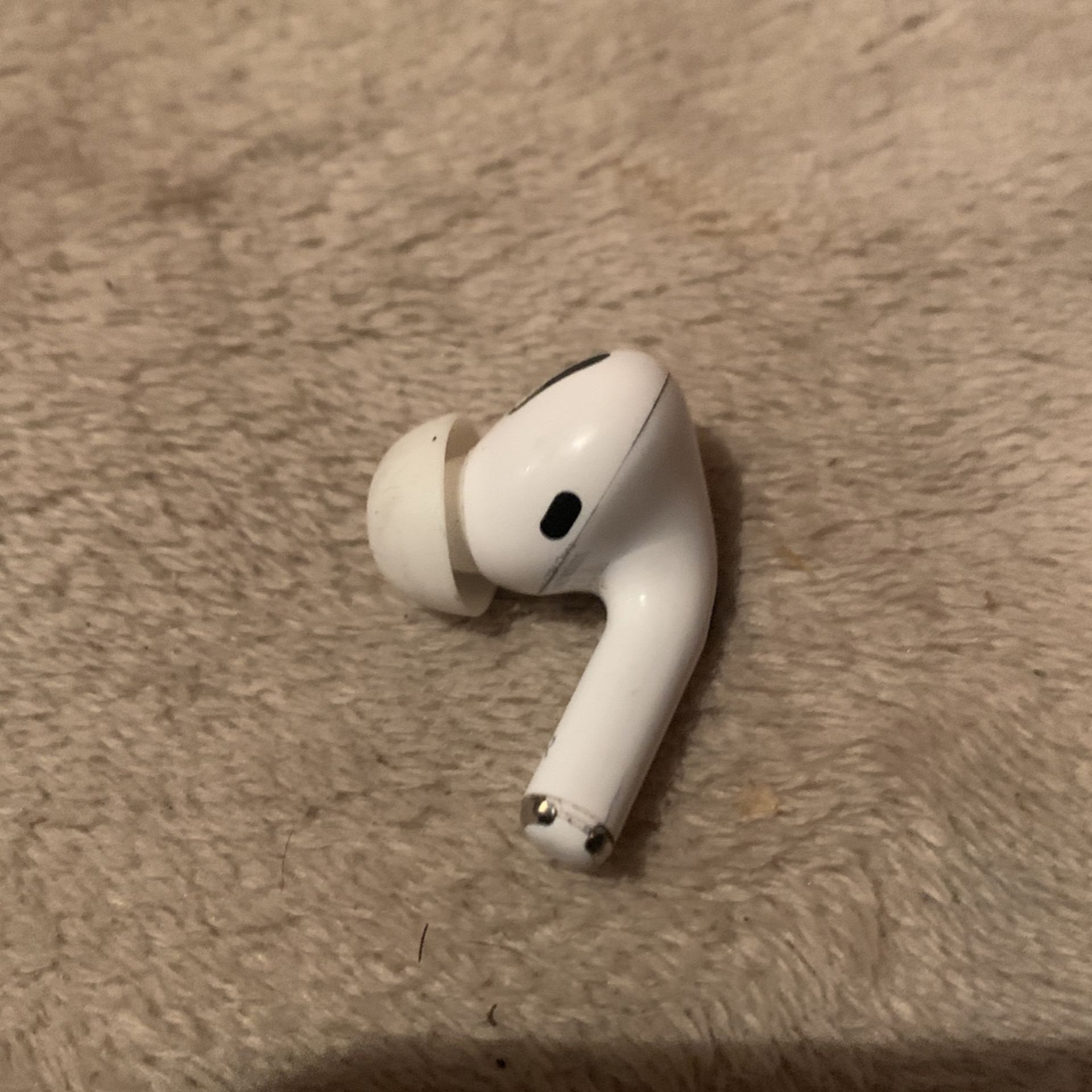 Air Pod Pro Right Pod Only